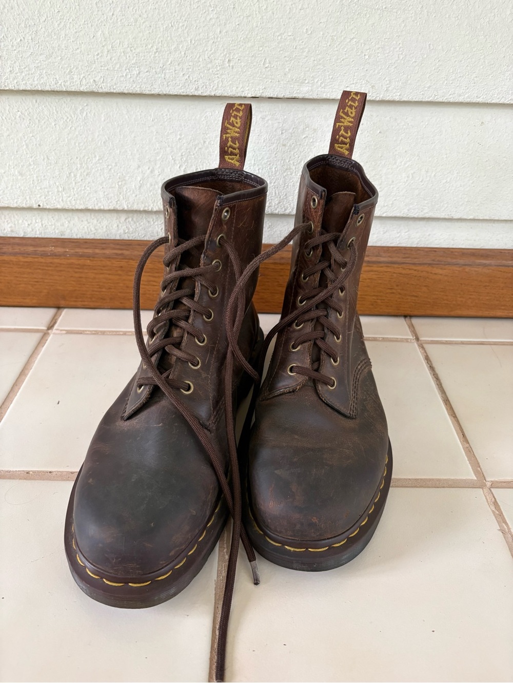 Doc Martens Men’s 1460 Dark Brown Crazy Horse Leather 8-Eye Lace-Up Boots